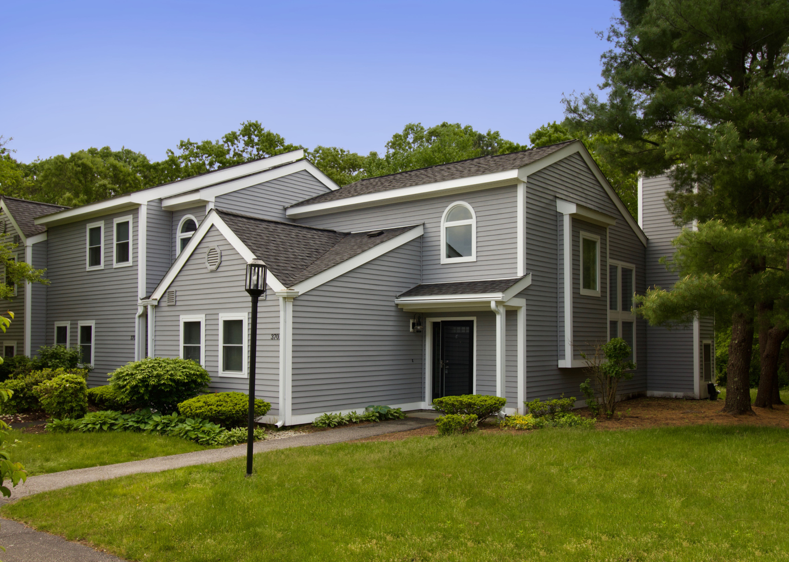 Case Study Hingham, MA Everlast Advanced Composite Siding